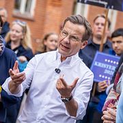 De moderata ministrarna Maria Malmer Stenergard, Ulf Kristersson, Elisabeth Svantesson, Gunnar Strömmer och Pål Jonson håller pressträff vid partiets  kansli i Malmö då de valkampanjar i Malmö på lördagen.