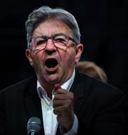 LFI:s ledare Jean-Luc Mélenchon uttalade sig på en presskonferens direkt efter tillkännagivandet av Michel Barnier som ny premiärminister. Arkivbild. 