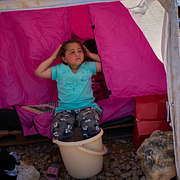 Apple Maps/Sjuåriga Sara har flytt från de israeliska bombningarna av södra Libanon.