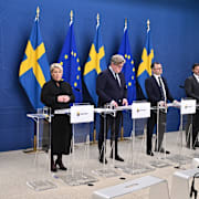 Förslagen presenterades av företrädare för alla Tidö-partier.