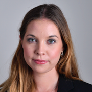Alpinstjärnan Sara Rask/SD:s Angelika Bengtsson. 