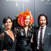 Carrie-Anne Moss, Lana Wachowski och Keanu Reeves på premiären för ”The Matrix Resurrections”