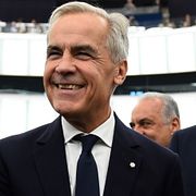 Mark Carney och Ursula von der Leyen i Strasbourg.