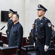 Meng i domstolen i Tianjin.