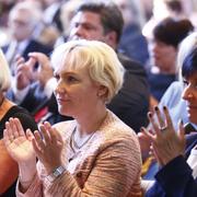 Pam Fredman, rektor på Göteborgs universitet, Helene Hellmark Knutsson, minister för högre utbildning och forskning, och extremistsamordnaren Mona Sahlin.