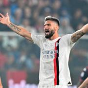 AC Milans anfallare Olivier Giroud blev målvaktshjälte i matchen mot Genoa. 