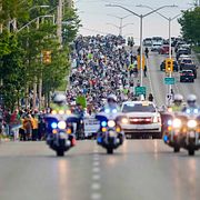 Tusentals människor deltog i marschen