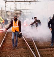 Järnvägsanställda demonstrerar. Thomas Padilla / AP