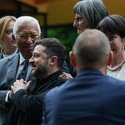 Europeiska rådets ordförande António Costa och Ukrainas president Volodymyr Zelenskyj.
