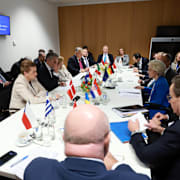 Ledare från en rad EU-länder under ett frukostmöte i Bryssel tidigare i år.