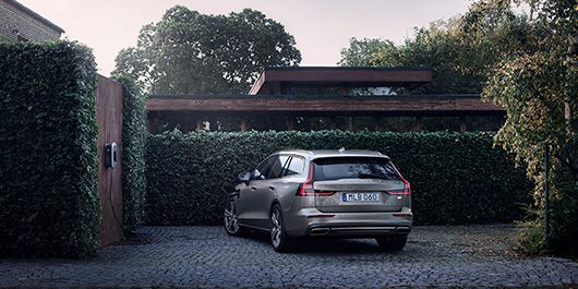 När du köper begagnat är den stora frågan vilket skick bilen verkligen är i. Med Volvo Selekt får du speciellt utvalda och kontrollerade Volvobilar.