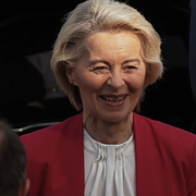 EU-kommissionens ordförande Ursula von der Leyen och Anthropics vd Dario Amodei.