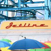 Gröna Lund har beslutat att montera ned berg- och dalbanan Jetline efter förra sommarens olycka.