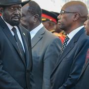 Sydsudans president Salva Kiir under den tidigare kenyanske presidenten Daniel arap Mois begravning i februari.