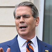 Oljetankrar i Hormuzsundet / Scott Bessent