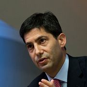 Kevin Warsh.