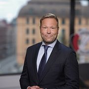 Nicklas Larsen, chef för företagsmarknad och vd på Trygg-Hansa.