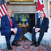 Donald Trump tillsammans med Storbritanniens premiärminister Keir Starmer, arkivbild.