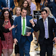 I grön slips syns Republikanernas huvudförhandlare Garret Graves. J. Scott Applewhite / AP