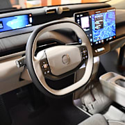 Interiören i nya elbilen EX60. 