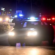 Serbisk polis efter skjutningen.