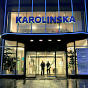 Arkivbild: Entrén till Karolinska sjukhuset i Solna.