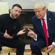 Bild från Trump och Zelenskyjs bråk i Vita huset i februari 2025.