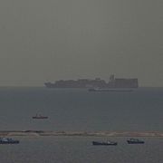 Lastfartyg på väg mot Hormuzsundet. Bilden togs förra veckan.