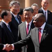 Kinas ledare Xi Jinping tillsammans med Brics-värden Cyril Ramaphosa, Sydafrikas president .