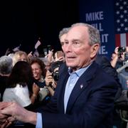 Michael Bloomberg kampanjade i Kalifornien på tisdagen.