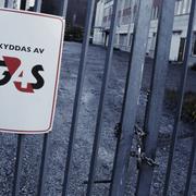 Arkivbild: Säkerhetsföretagets G4S skylt utanför en bevakad fastighet.