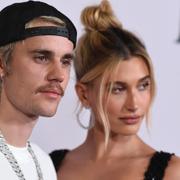 Arkivbild: Justin Bieber tillsammans med frun Hailey Baldwin, januari 2020. 