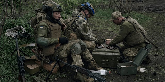 Ukrainska soldater. Arkivbild.  Libkos / AP