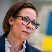Utrikesminister Maria Malmer Stenergard (M) på besök på Sjöfartsverkets SAR-helikopterbas på Kristianstad AirPort i Everöd i början av september.