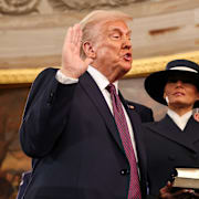 Donald Trump svär presidenteden för andra gången 20 januari 2025.