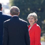 Arkivbild: Theresa May i samband med det så kallade familjefotot när EU-ledarna möttes i Salzburg i september 2018.