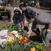 Minnesplats efter en rysk dödlig attack i Kiev.