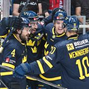 Rasmus Andersson, Mika Zibanejad, Leo Carlsson och Alexander Wennberg den 3 maj. Alla finns med i truppen.