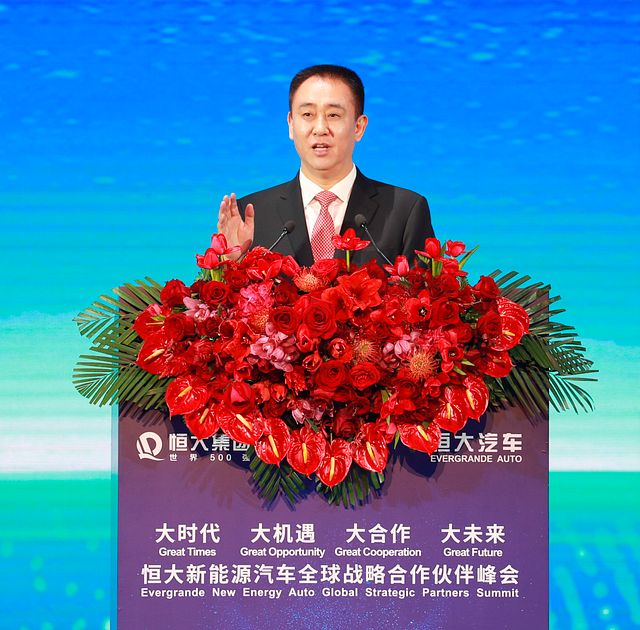 Evergrandes ordförande lovar att komma ur krisen