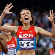 Savinova, 2012. Semenya bakom.