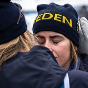 Ebba Andersson deppar efter stafetten.