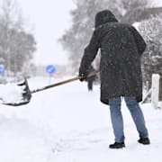 Ovädret Anna drog in över Enköping på nyårsdagen med rikligt snöfall. 
