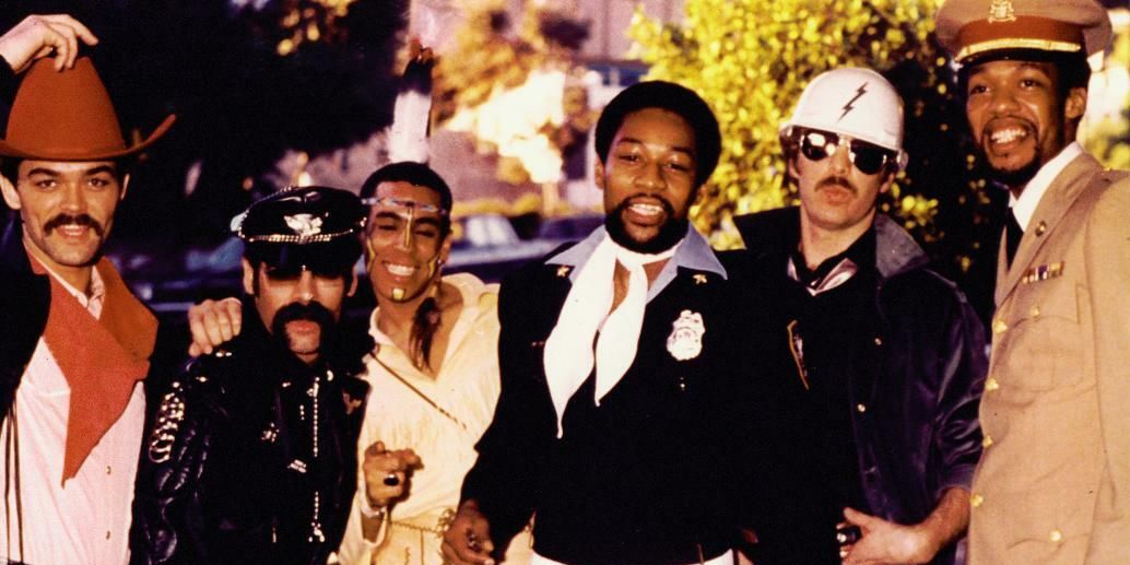 Ursprungliga medlemmar i discogruppen Village People fotograferade 1978. Victor Willis i mitten av bilden.