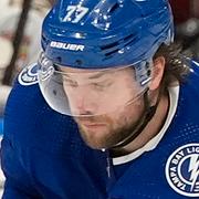 Victor Hedman i blått under en NHL-match den 1 april 2024 i Tampa, USA. 