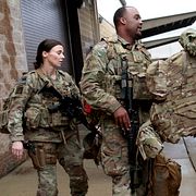 Arkivbild: Amerikanska soldater från North Carolina på väg till Mellanöstern i januari 2020.