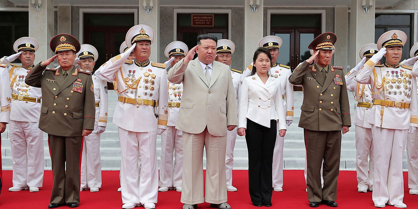 Kim Jong-Un med dottern Kim Ju-Ae.
