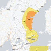 Flera varningar råder under tisdagen.
