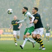 Hammarbys Abdelrahman Boudah Saidi och AIK:s Sotirios Papagiannopoulos.