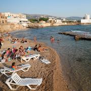 Bild från en strand utanför Beirut den 2 juli i år. 