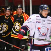 Brynäsjubel efter att Pathrik Vesterholm gjort 4-0.